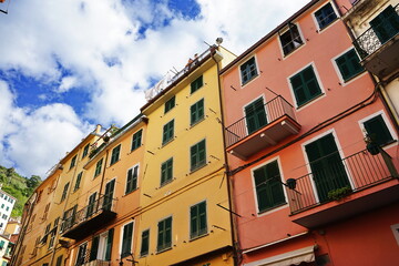 Fototapeta na wymiar Houses in the village of Riomaggiore, Cinque Terre, Italy