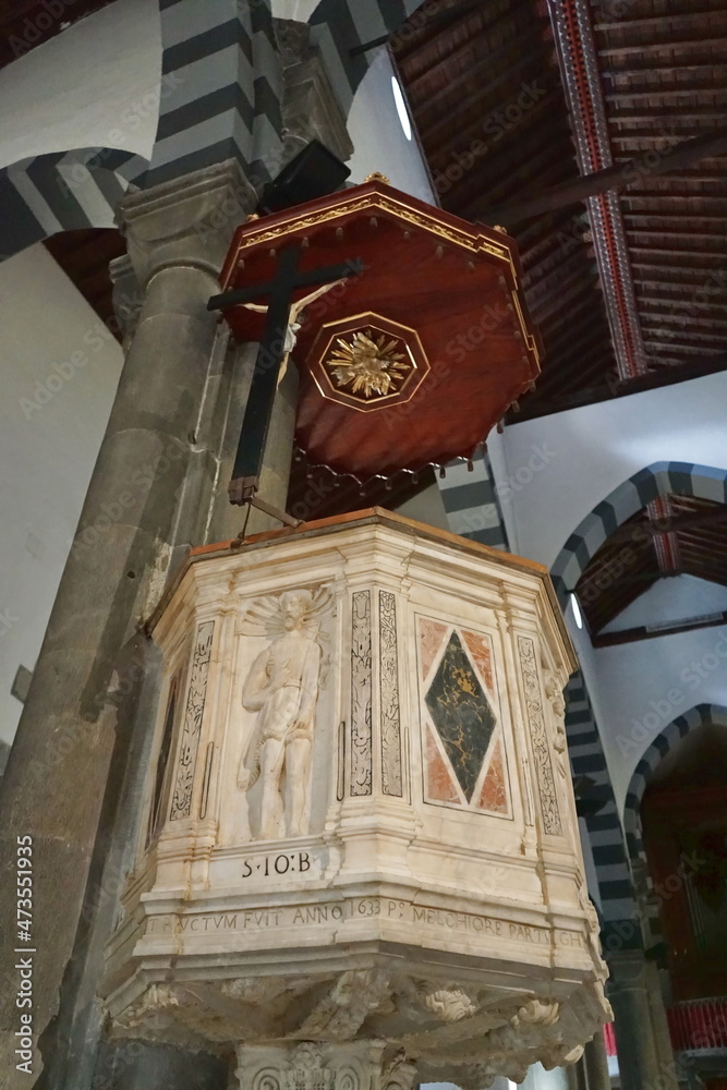 Wall mural Pulpit inside the church of San Giovanni Battista in Riomaggiore, Cinque Terre, Italy