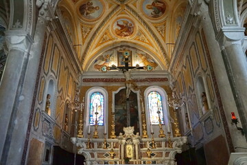 Fototapeta na wymiar Interior of the church of San Pietro in Corniglia, Cinque Terre, Italy