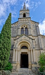 Fototapeta na wymiar Eglise neuve de Bonnieux, Vaucluse, Luberon, Provence-Alpes-Côte d'Azur, France 