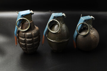 Naklejka premium American grenades on black background
