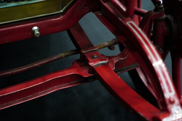 Vintage car's suspension details