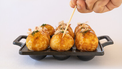 日本のタコ焼き”Japanese Octopus Dumplings”