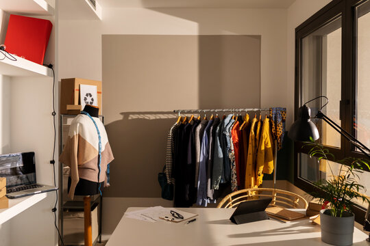 Second-hand clothing sales office