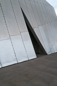Architectural feature wall made of metal