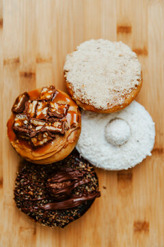 munch donnuts