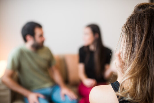Couple therapy out of focus