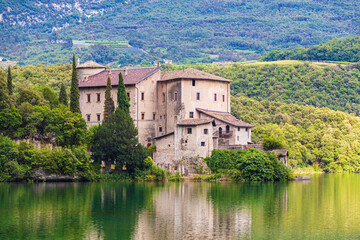 Fototapeta na wymiar Toblino castle in Italy