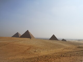 Fototapeta na wymiar Piramides de Guiza, Egypt
