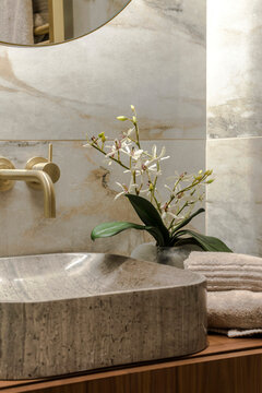 Contempory mirror