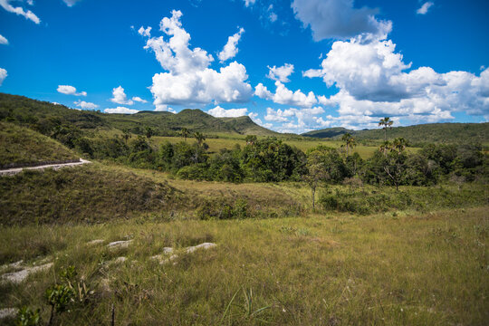 View of the of the Kalunga Quilombo while going to Cachoeira de Santa Barbara (Saint Barbara Waterfall) -Chapada dos Veadeiros, Cavalcante, Goi&aacute;s, Brazil