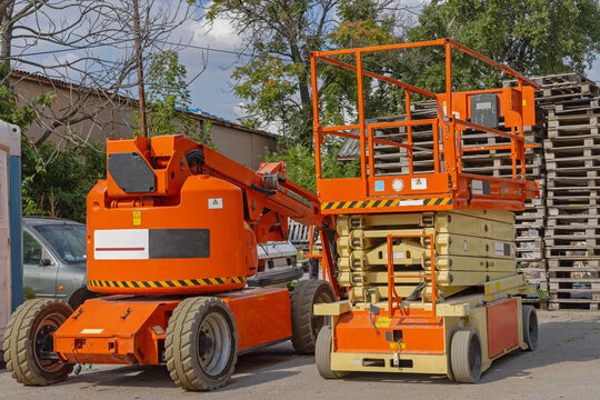 Cherry Picker Machine