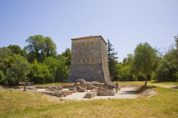 Fototapeta na wymiar Venetian Tower in the ancient city in Butrint National Park, Buthrotum, Albania
