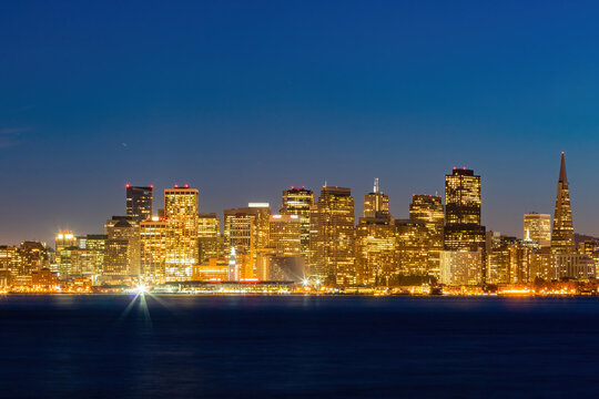 Night skyline of the famous San Francisco