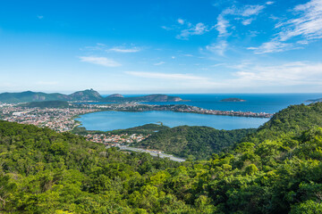 Fototapeta na wymiar View of the oceanic region of Niteroi - Niteroi, Rio de Janeiro, Brazil