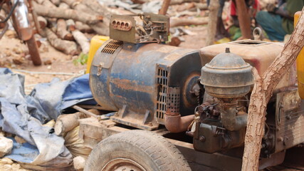 Fototapeta na wymiar Site d'orpaillage a Mandiana en Guinee