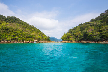 Fototapeta premium View of the beautiful Green Lagoon (Lagoa Verde) - Ilha Grande, Angra dos Reis, Brazil