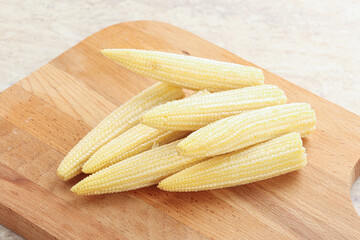 Raw natural organic baby corn