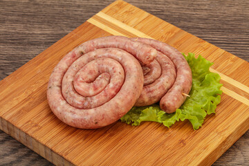 Raw sausage ring for grill