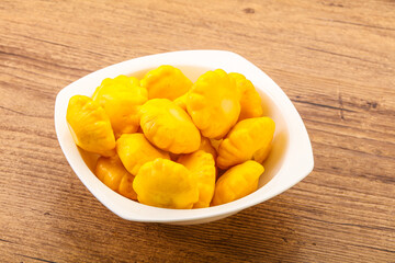 Marinated patissons in the bowl