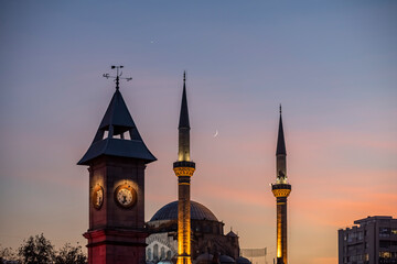 Fototapeta na wymiar Evening view of the republic square in Kayseri
