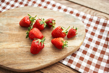 strawberry wood board kitchen fresh fruit vitamins