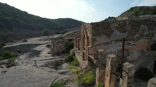 La Laveria, Piscinas