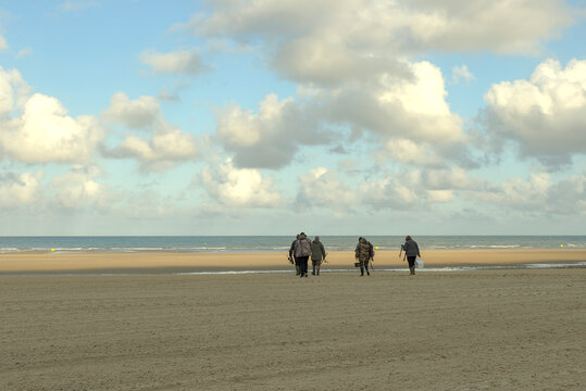 P&eacute;cheurs sur la plage