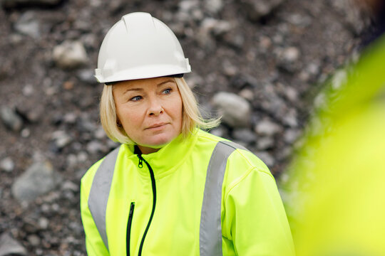 Female engineer in hard hat