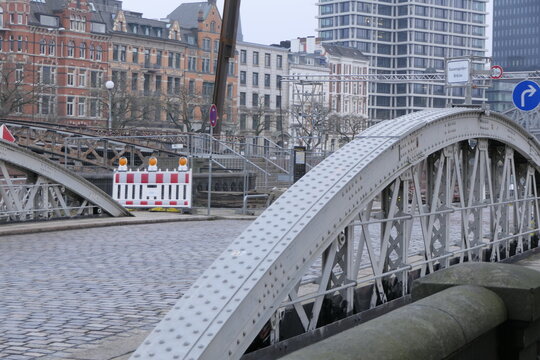 Br&uuml;ckenbauwerk