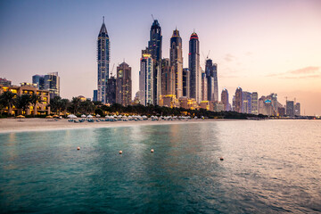 Fototapeta na wymiar Warm sunset at the Jetty Lounge, Dubai Marina, United Arab Emirates