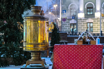 Preparing for Christmas. Samovar and New Year's decoration