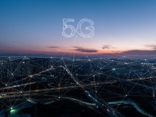 smart city with 5G icon