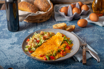 Egg omelette with peppers