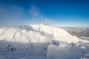 Fototapeta na wymiar view on famous Sniezne Kotly valley in Karkonosze mountains during winter sunny day in Poland