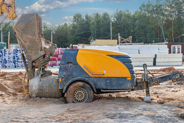 Pump for concrete and grout. Station for the preparation of concrete mix and long distance...