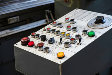 Panel for switching the cutting modes of the grinding machine.