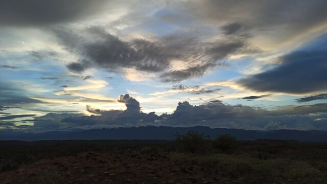 Atrdecer Huilense