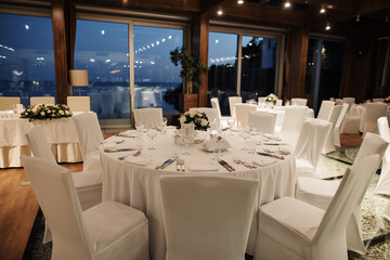 boho wedding decoration flowers nature garden cake roses
