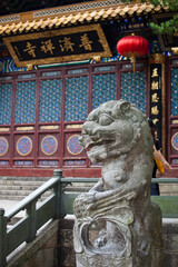 Fototapeta na wymiar chinese temple ancient architecture