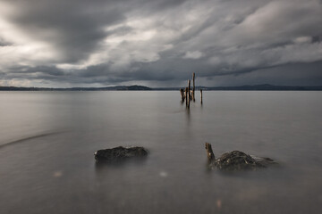 Fototapeta premium Tempo incerto sul lago di Bolsena