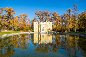 Bathhouse pavilion in Catherine park