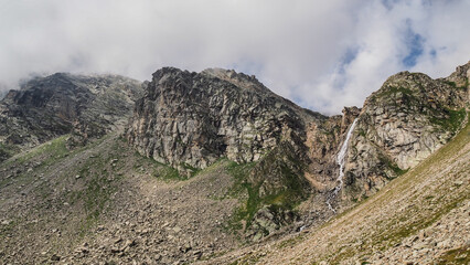 Fototapeta na wymiar Gran Paradiso National Park, park in northwestern Italy