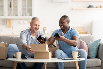 Obraz premium Delivery, shipping, shipment, postal service, buying in internet stores