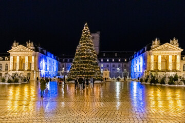 Fototapeta na wymiar Fééries de Noël à Dijon