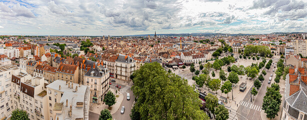 Plongée sur Dijon