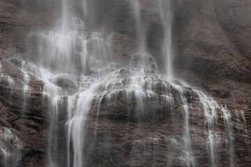 Fototapeta na wymiar swiss waterfall in long expo