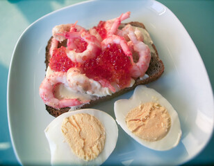 schrimps and red caviar