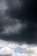 Wolken/Himmel / Gewitterwolken (Himmel austauschen)