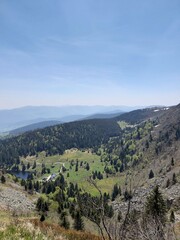 Naklejka premium view of the mountains